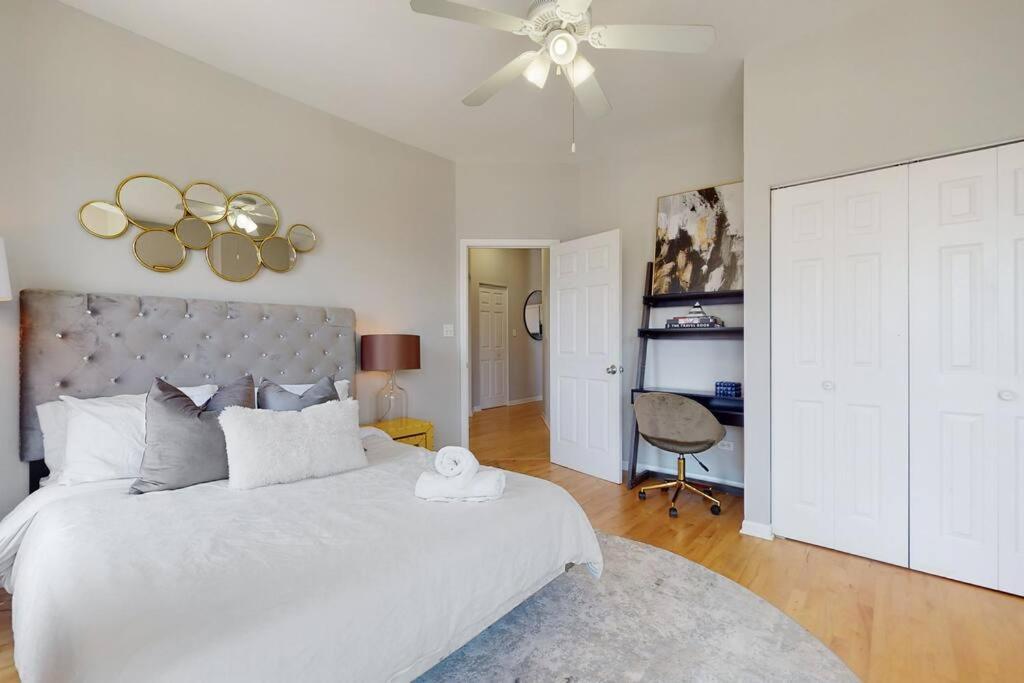 Apartment The Cozy Quarters - Sleeps 10 *