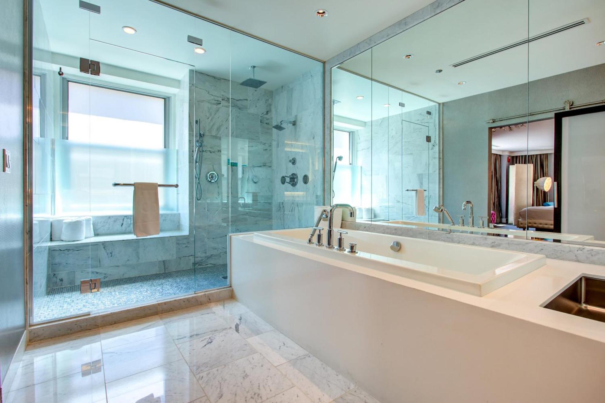 The Midland Hotel, Chicago, A Tribute Portfolio 4* Chicago