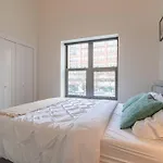 City Views And Convenient 3Br Suite For Group Of 8 Guests Near Mccormick, Shedd Aquarium, Museum Campus & Navy Pier