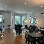 Lyons\' Suite