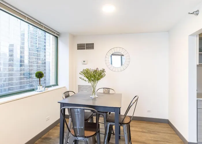 Envitae 3Br Luxury Corner Loft With Navy Pier Views