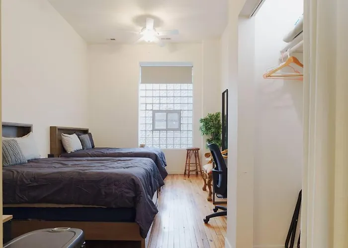 Prime Wicker Park Studio Close To Shops & Dining