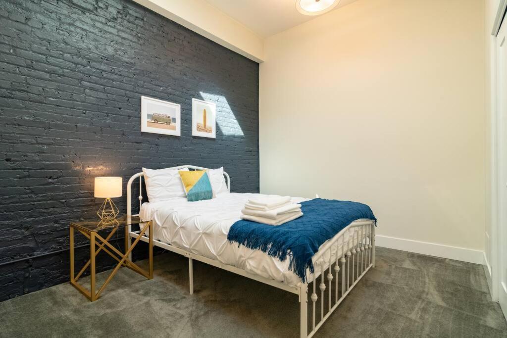 Stylish Cozy 3br 420 Friendly With Gym Near Mccormick Place, Grant Park And Soldier Field Apartment Chicago