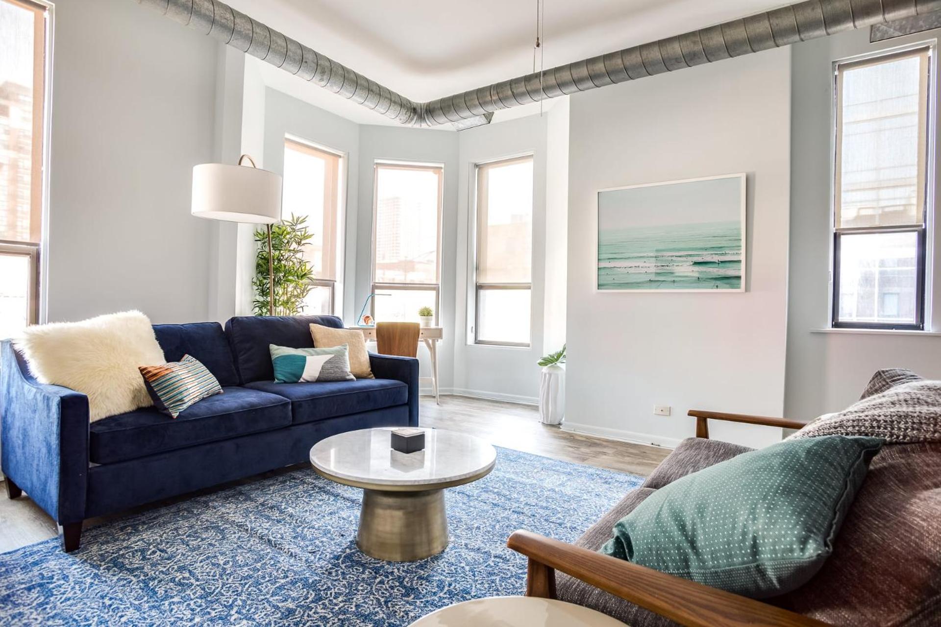 Apartamento Beautifully Remodeled Second Floor Flat In River North With Private Rooftop - 2s