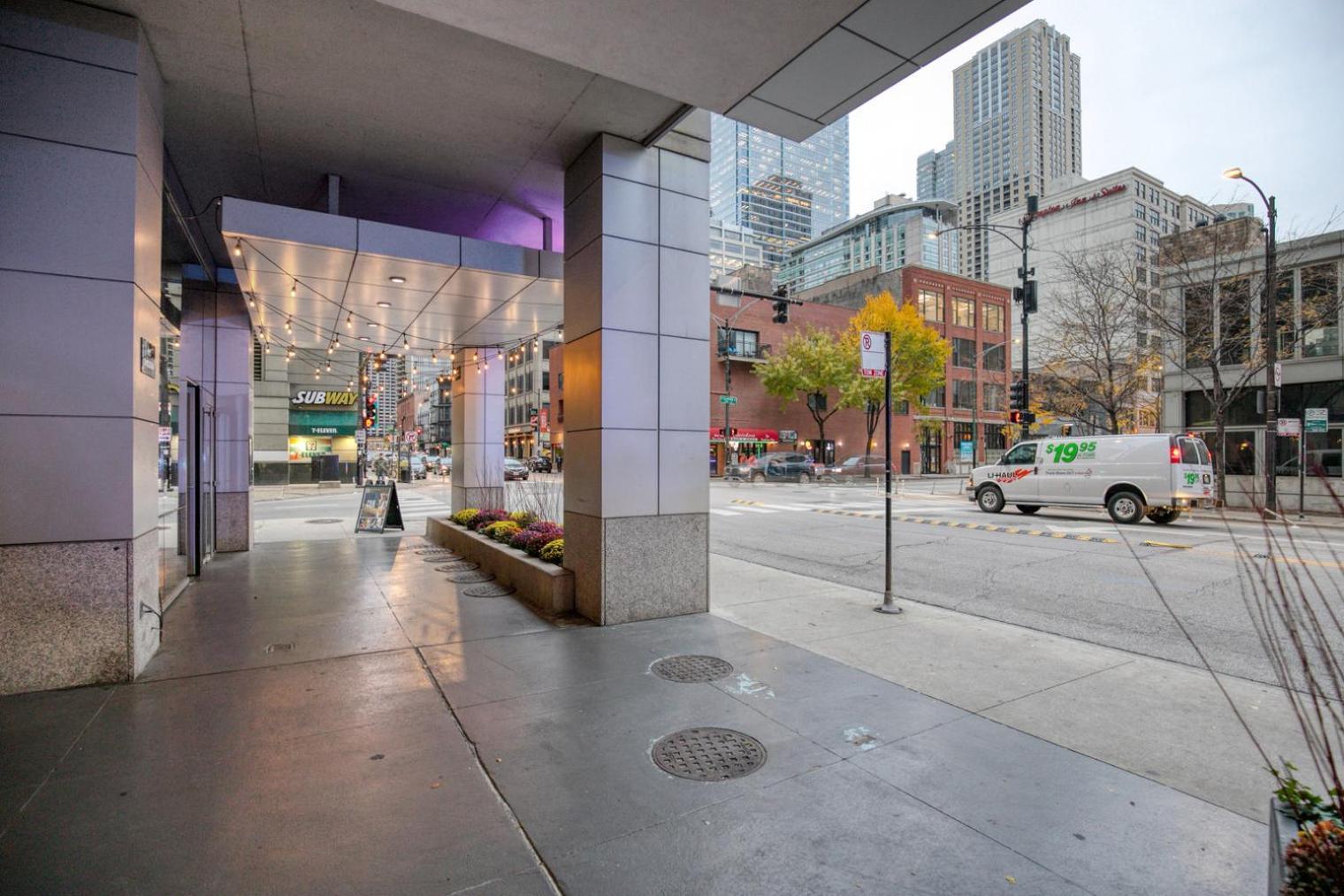 Blueground River North Doorman Pool Gym Chi-1094 Apartamento Chicago