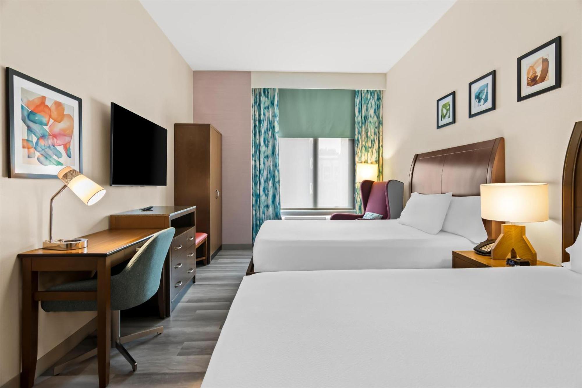 Hilton Garden Downtown Riverwalk