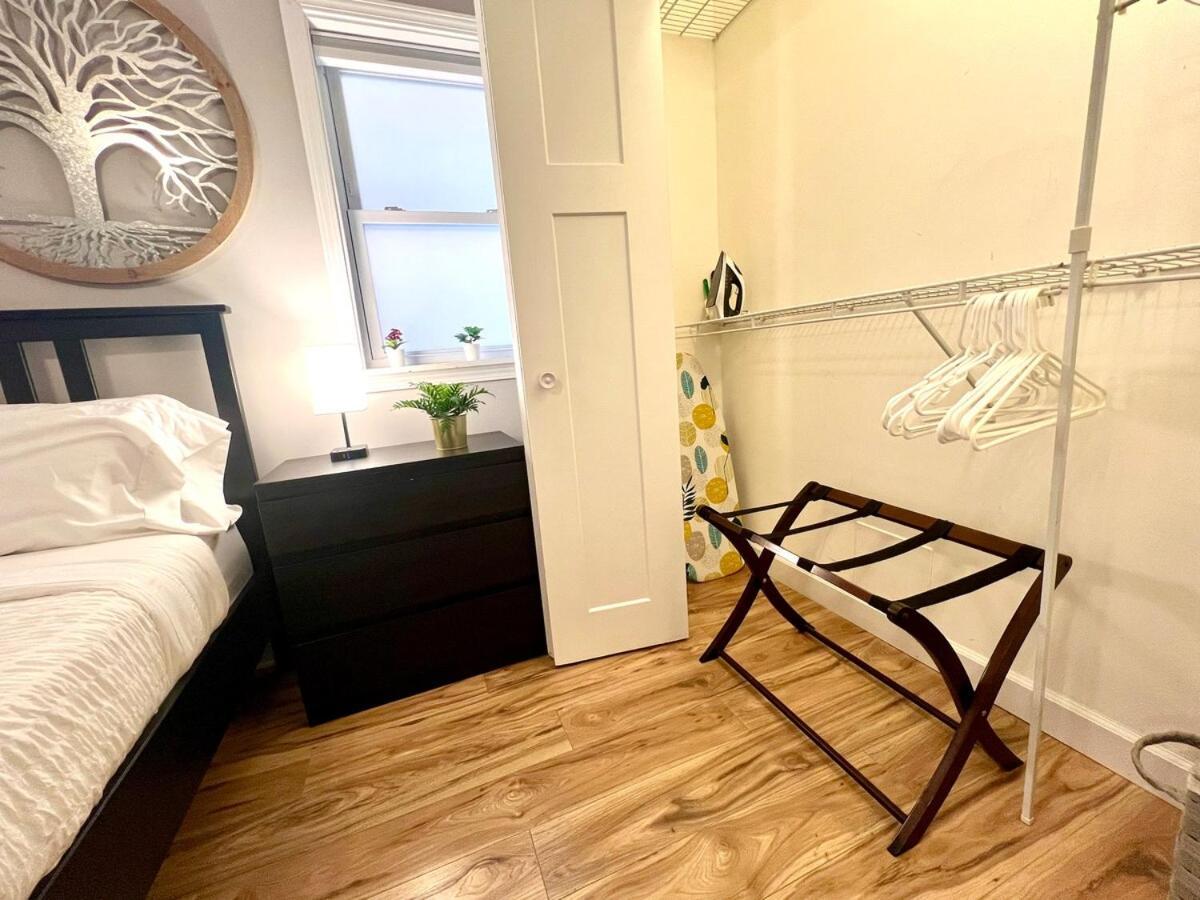 Bridgeport Place - Free Parking, Mccormick Place-sox Park
