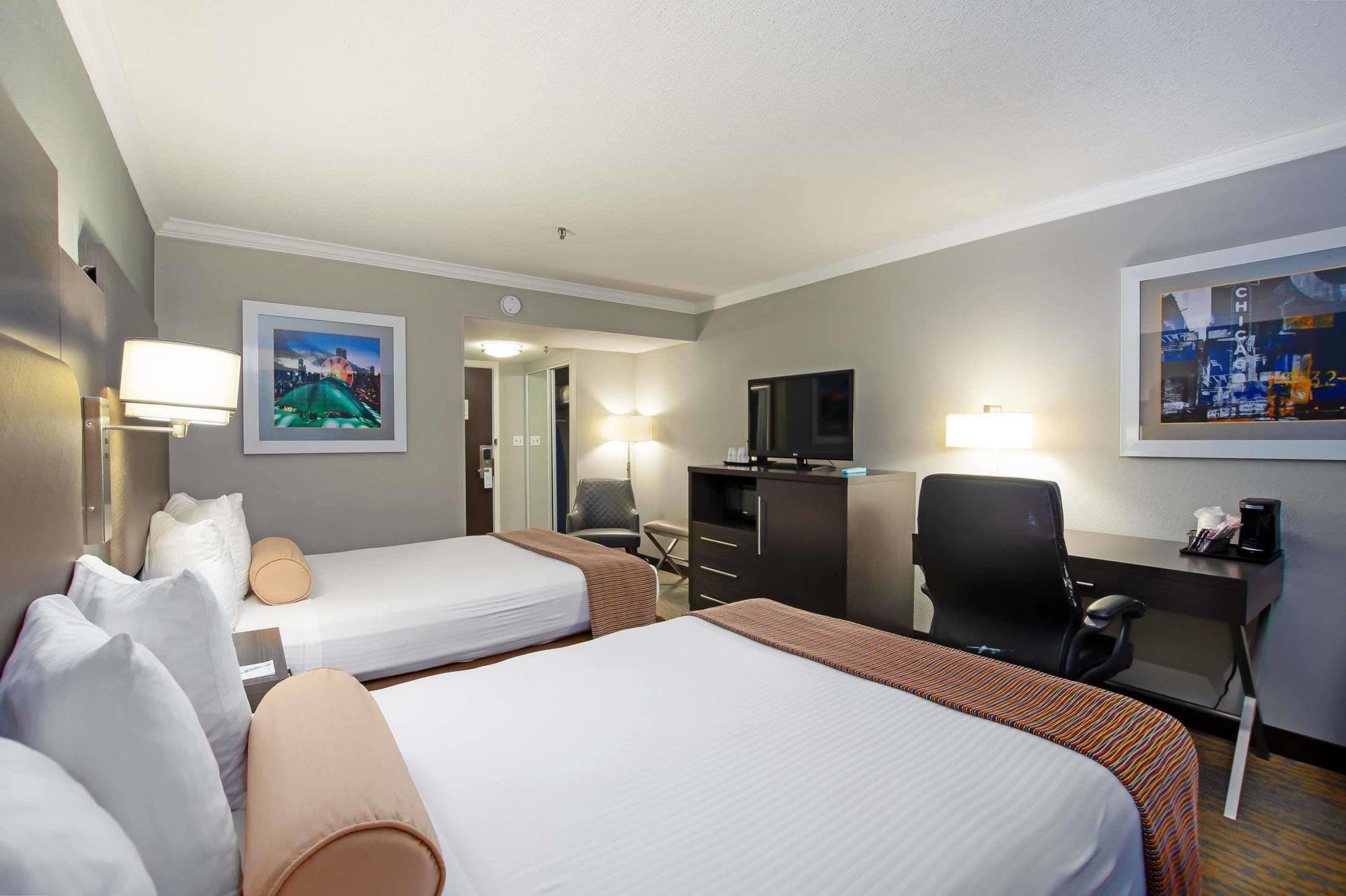 Western At O'hare Hotel 3*