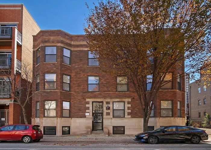 Fully Furnished 2Br 2Ba Apt With In-Unit Laundry - Warren Rep