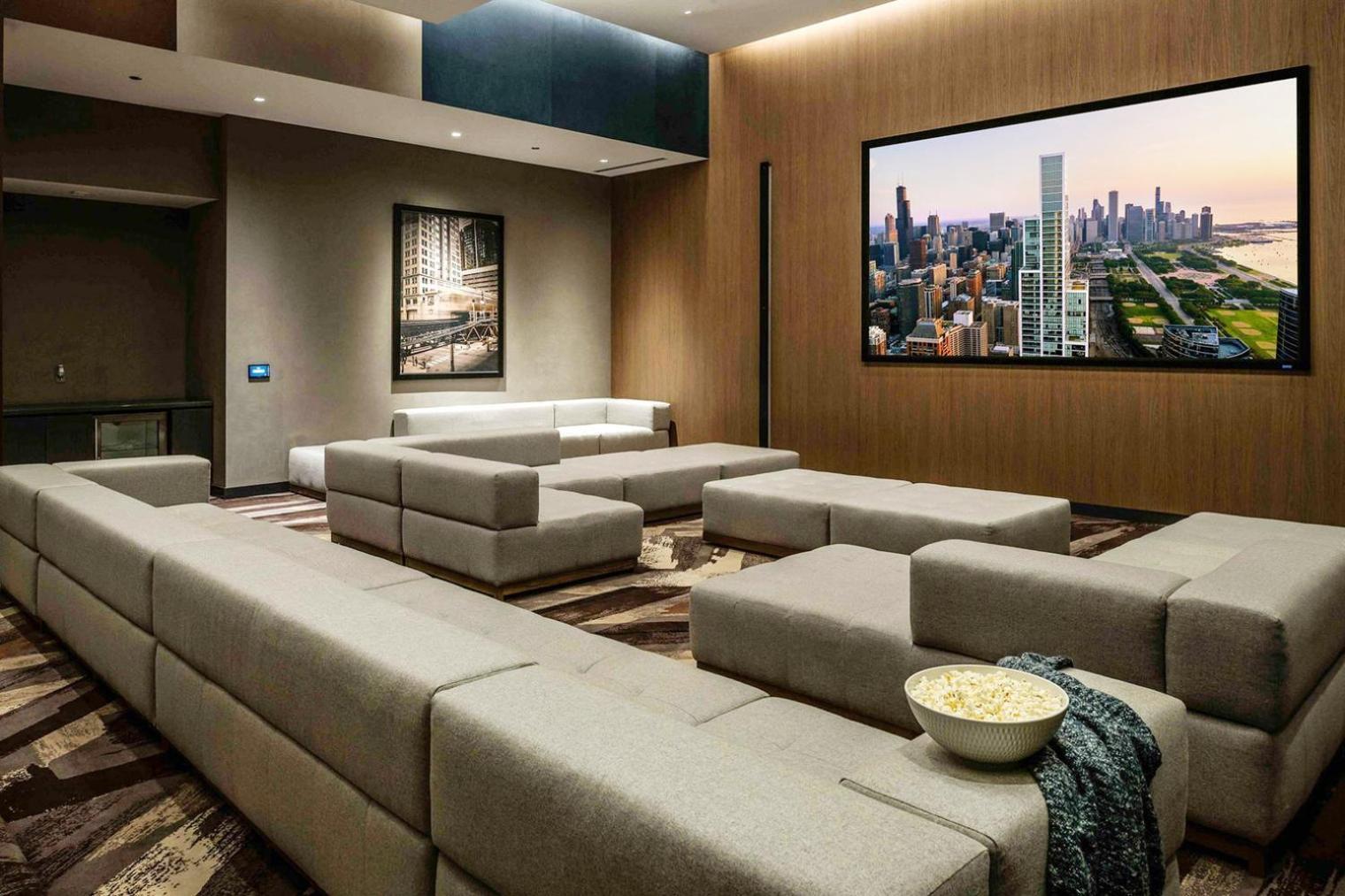 Apartment S Loop 1br W Pool Lounge Nr Cta Trains Chi-353